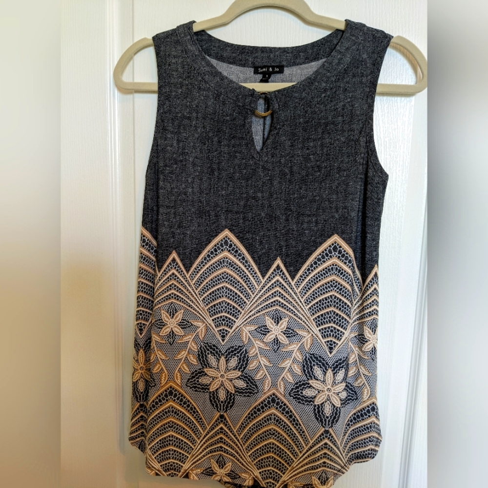 Sami & Jo misses sleeveless top, size S dark gray with design